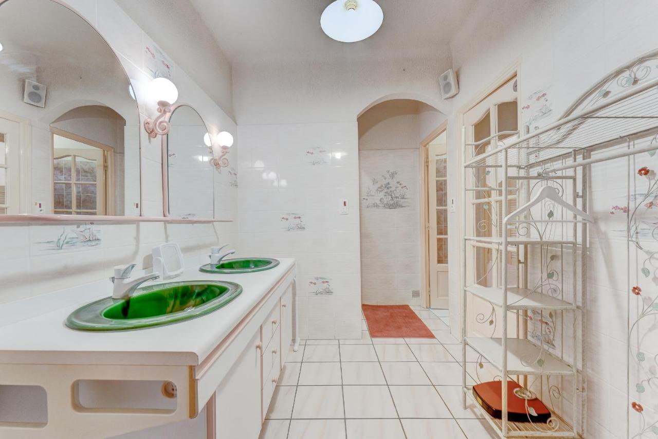 Villa Gilbert Vins-sur-Caramy Экстерьер фото